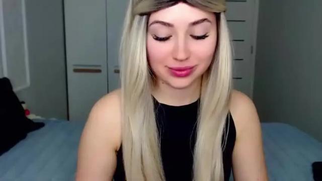 Image 7 of loveydovey88 Stream on Chaturbate on 16 months ago