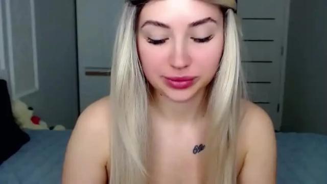 Image 3 of loveydovey88 Stream on Chaturbate on 15 months ago