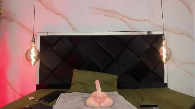 Image 10 of loving_darcy_ Stream on Chaturbate on 12 days ago