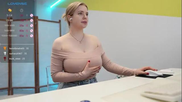 Image 7 of lovlybambi Stream on Chaturbate on 12 days ago