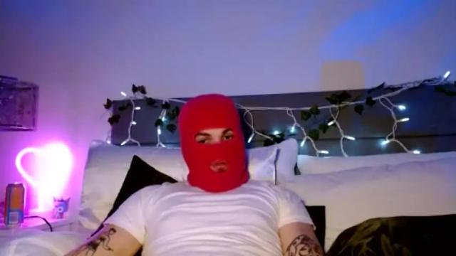 Image 3 of lowkey_couple Stream on Chaturbate on 15 months ago