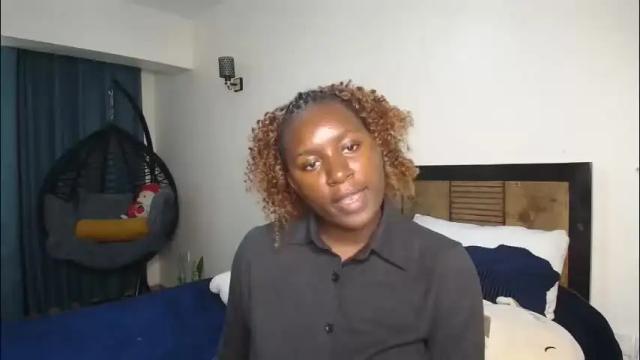 Image 10 of loyalcutie Stream on Chaturbate on 1 month ago