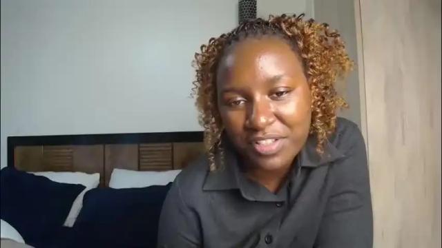 Image 6 of loyalcutie Stream on Chaturbate on 1 month ago