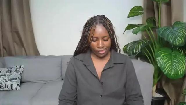 Image 12 of loyalcutie Stream on Chaturbate on 6 days ago