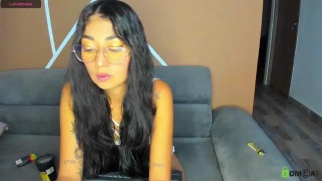 Image 12 of lu_natic Stream on Chaturbate on 19 months ago