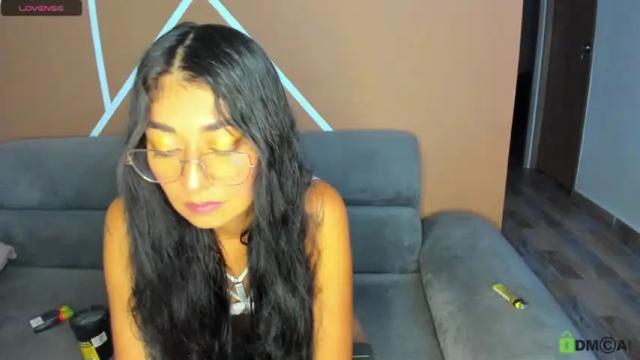 Image 8 of lu_natic Stream on Chaturbate on 19 months ago