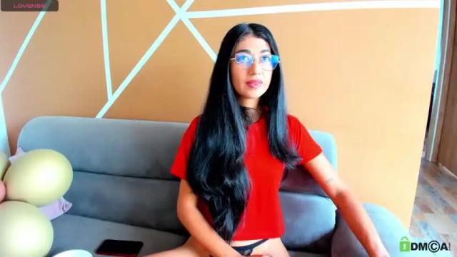 Image 3 of lu_natic Stream on Chaturbate on 19 months ago