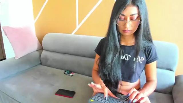 Image 12 of lu_natic Stream on Chaturbate on 19 months ago