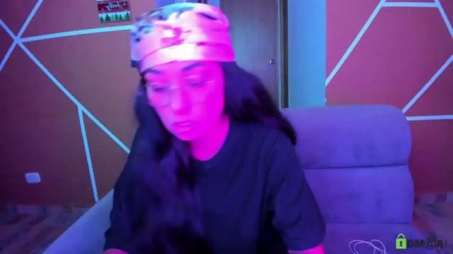 Image 12 of lu_natic Stream on Chaturbate on 17 months ago