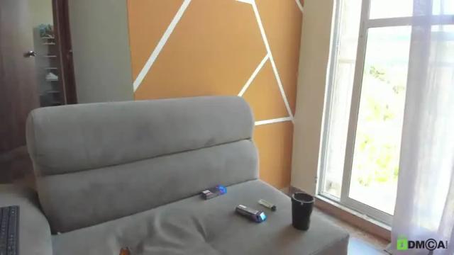 Image 3 of lu_natic Stream on Chaturbate on 16 months ago