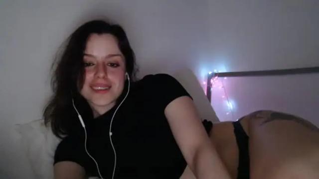 Image 2 of luana789 Stream on Chaturbate on 2 months ago