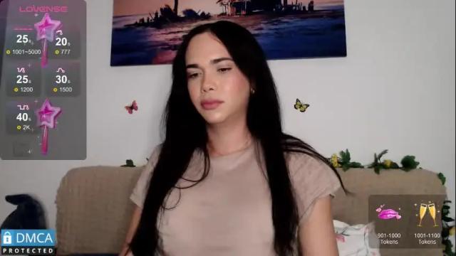 Image 7 of luara_ Stream on Chaturbate on 1 month ago