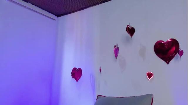 Image 10 of luccycollins_ Stream on Chaturbate on 1 month ago
