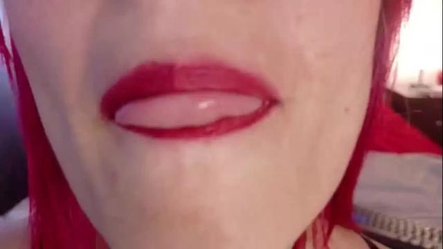 Image 3 of luccycollins_ Stream on Chaturbate on 25 days ago