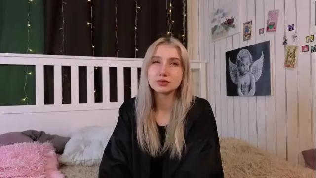 Image 6 of lucettaeade Stream on Chaturbate on 1 month ago