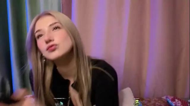 Image 7 of lucettaeade Stream on Chaturbate on 1 month ago