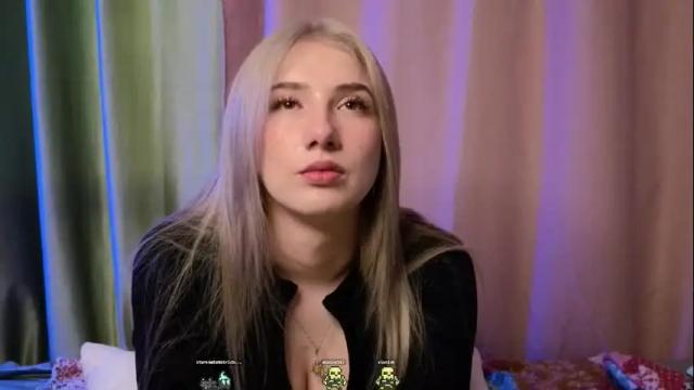 Image 8 of lucettaeade Stream on Chaturbate on 1 month ago