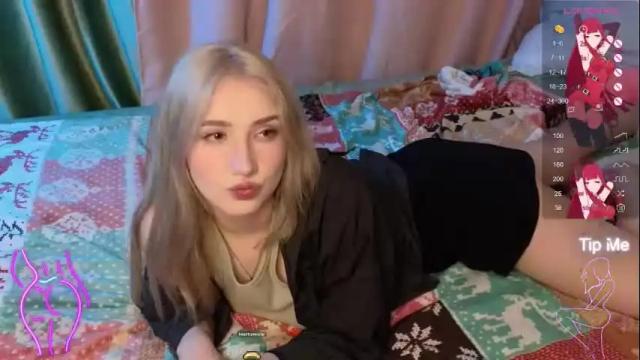 Image 10 of lucettaeade Stream on Chaturbate on 1 month ago