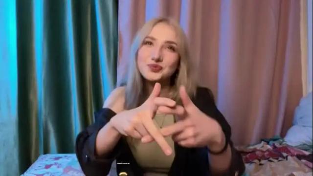 Image 6 of lucettaeade Stream on Chaturbate on 1 month ago