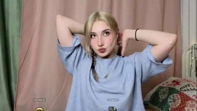 Image 10 of lucettaeade Stream on Chaturbate on 1 month ago