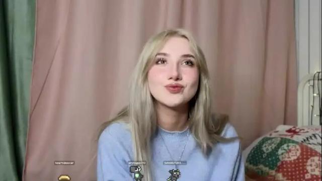 Image 6 of lucettaeade Stream on Chaturbate on 1 month ago