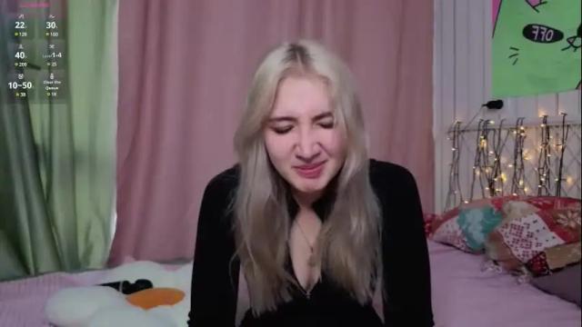 Image 11 of lucettaeade Stream on Chaturbate on 17 days ago