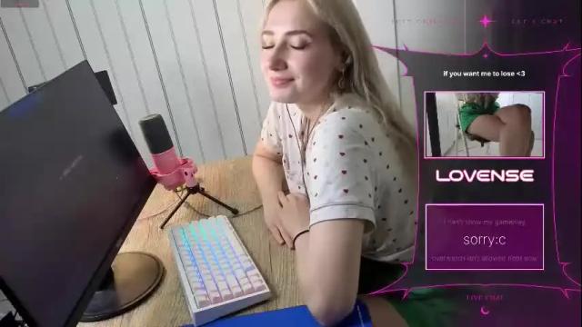 Image 10 of lucettaeade Stream on Chaturbate on 6 days ago
