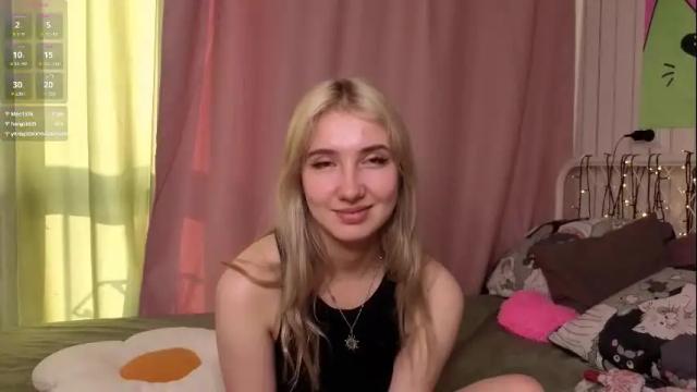 Image 11 of lucettaeade Stream on Chaturbate on 3 days ago
