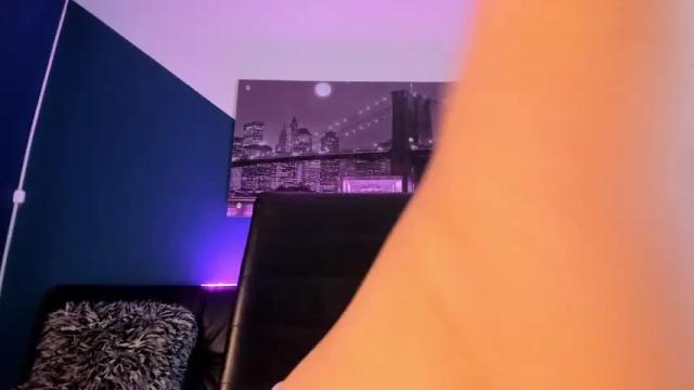 Image 12 of luchiss__ Stream on Chaturbate on 16 months ago