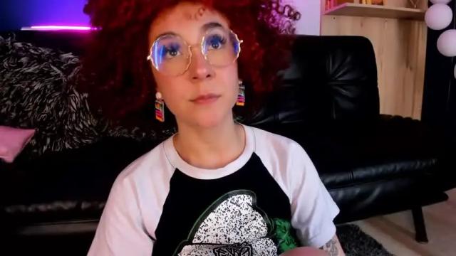 Image 2 of luchiss__ Stream on Chaturbate on 16 months ago