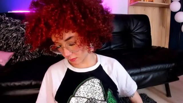 Image 3 of luchiss__ Stream on Chaturbate on 16 months ago