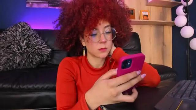 Image 12 of luchiss__ Stream on Chaturbate on 16 months ago