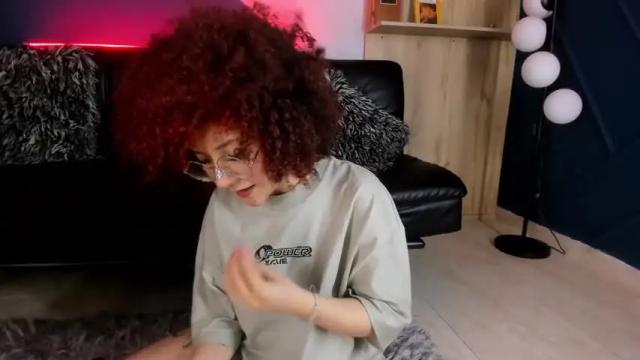 Image 12 of luchiss__ Stream on Chaturbate on 16 months ago