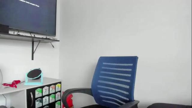 Image 4 of lucia_fuster Stream on Chaturbate on 3 months ago