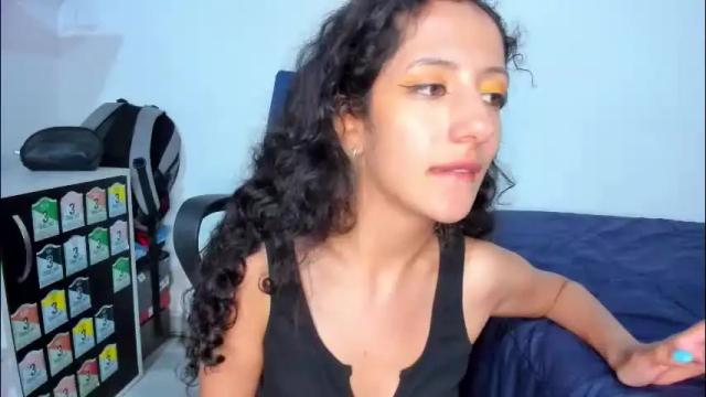 Image 11 of lucia_fuster Stream on Chaturbate on 1 month ago