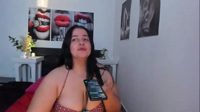 Image 6 of lucia_vonne Stream on Chaturbate on 23 days ago