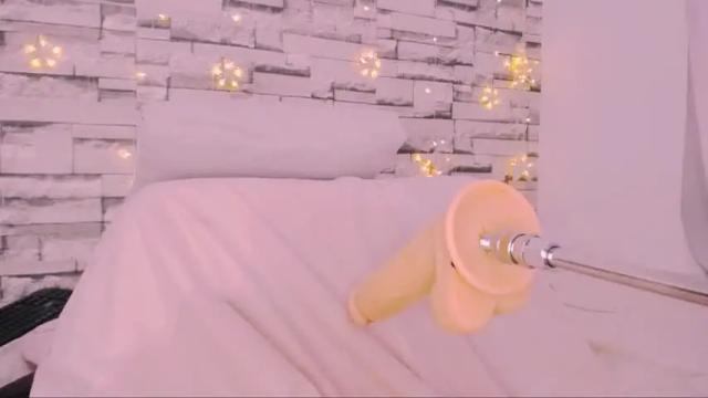 Image 12 of luciaaah Stream on Chaturbate on 12 months ago
