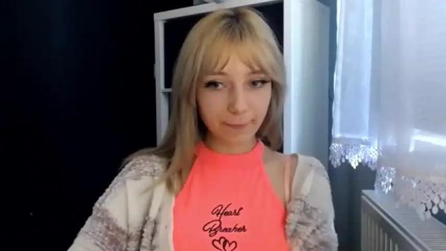 Image 6 of luciacam20 Stream on Chaturbate on 12 months ago