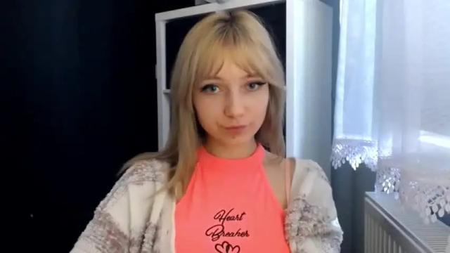 Image 8 of luciacam20 Stream on Chaturbate on 12 months ago