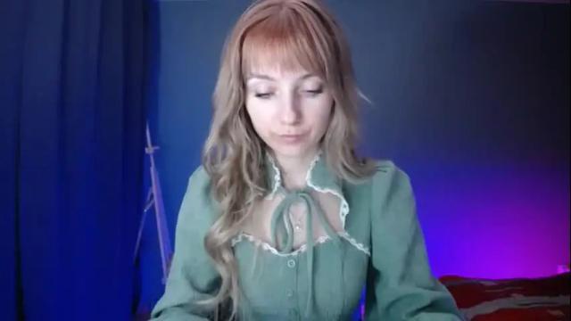 Image 2 of luciacam20 Stream on Chaturbate on 1 month ago
