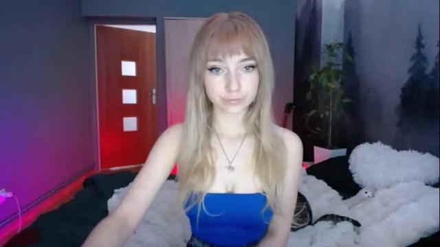 Image 11 of luciacam20 Stream on Chaturbate on 1 month ago