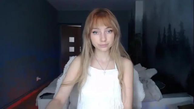 Image 10 of luciacam20 Stream on Chaturbate on 29 days ago