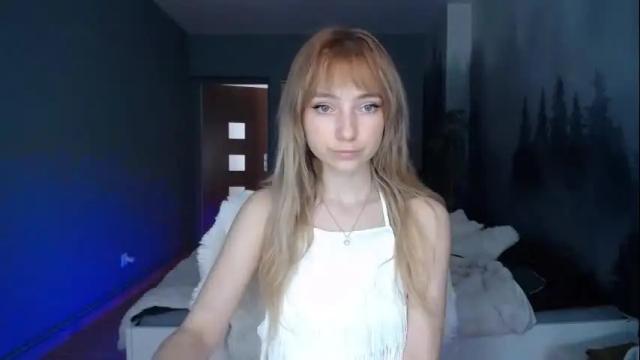 Image 3 of luciacam20 Stream on Chaturbate on 29 days ago