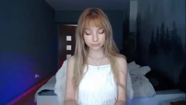Image 6 of luciacam20 Stream on Chaturbate on 29 days ago