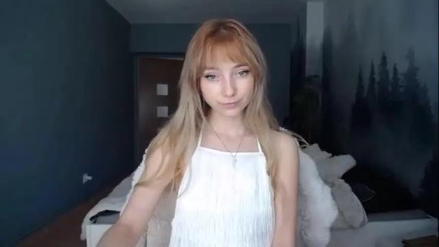 Image 7 of luciacam20 Stream on Chaturbate on 29 days ago