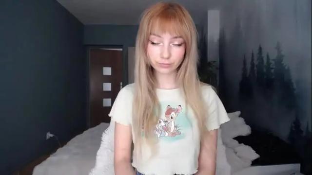 Image 11 of luciacam20 Stream on Chaturbate on 27 days ago