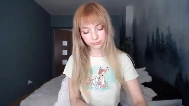 Image 12 of luciacam20 Stream on Chaturbate on 27 days ago
