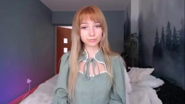 Image 6 of luciacam20 Stream on Chaturbate on 26 days ago