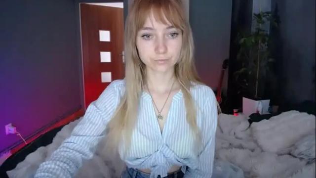 Image 10 of luciacam20 Stream on Chaturbate on 23 days ago