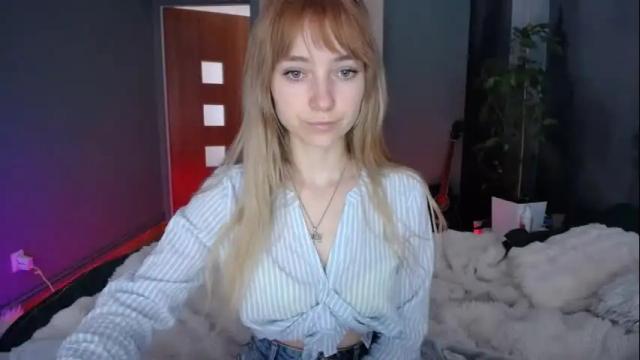Image 2 of luciacam20 Stream on Chaturbate on 23 days ago